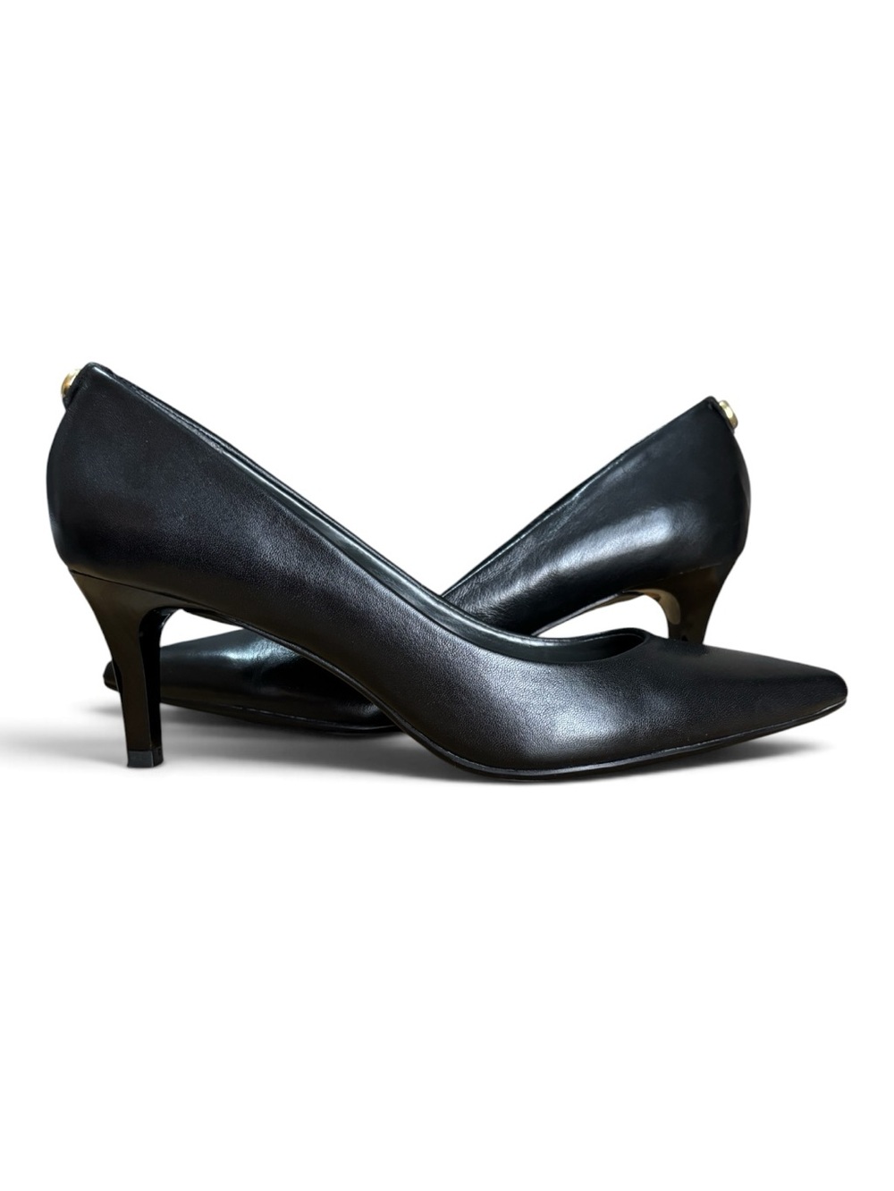 Like New Black Leather Pumps Pointed Toe by Monet Designed in Italy Size 7.5